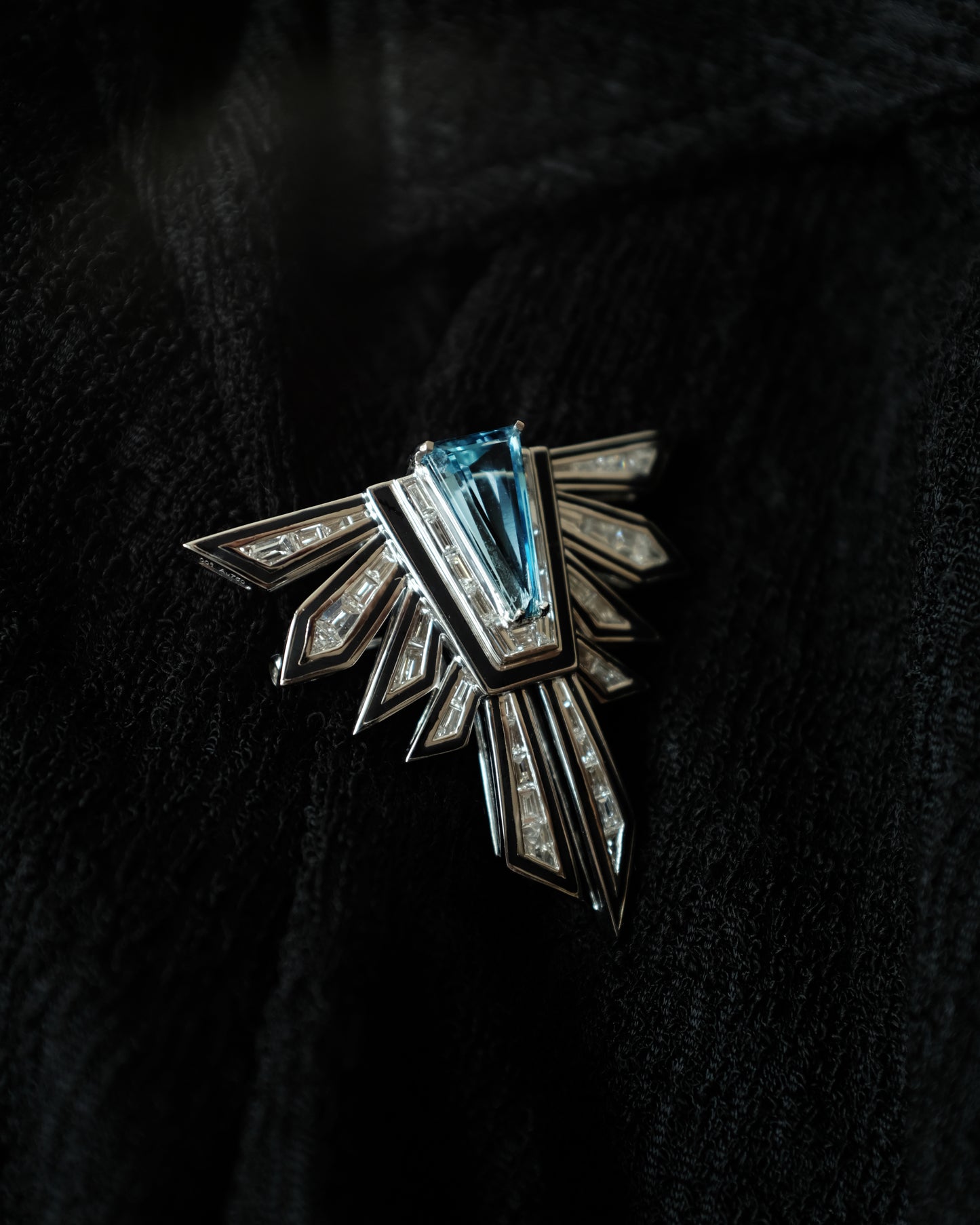 The Atelier UNO Santa Maria Aquamarine Brooch/Pendant in Solid 18k